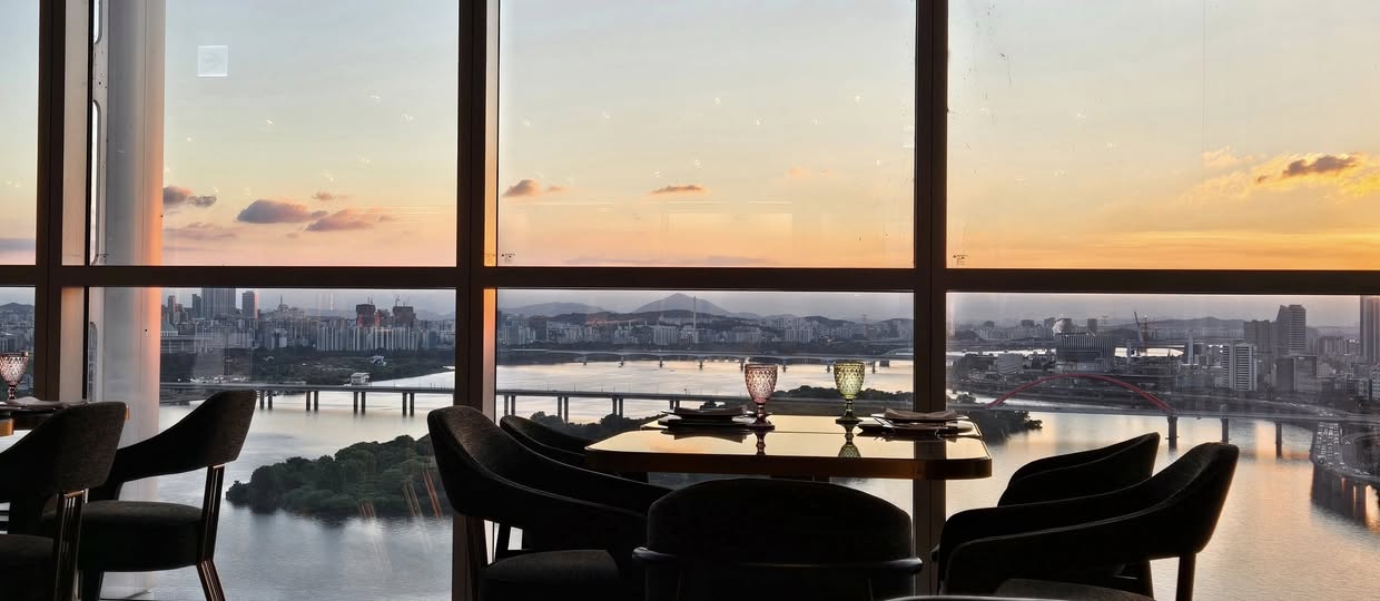 Restaurant VOISIN, 22F, Hotel Naru Seoul – MGallery